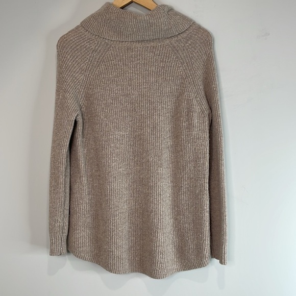 Tahari Wool Blend Cowl Neck Sweater Taupe Shaker Stitch Knit Long Sleeves M - Picture 9 of 12